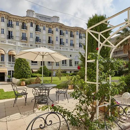 Bleues Le Mediterranee Apartmanhotel Saint-Raphaël